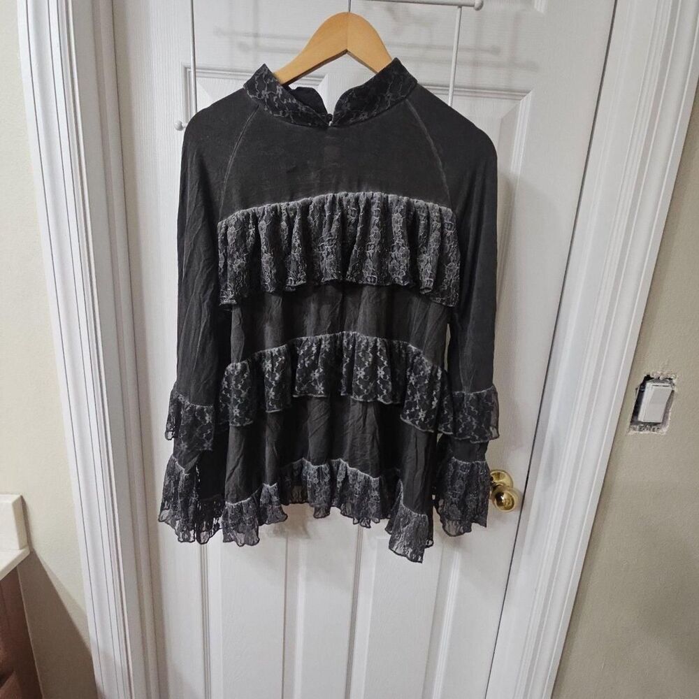 POL Long Sleeve Ruffle and Lace Blouse Top